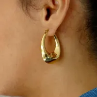 Boucle d oreilles ovale dore 