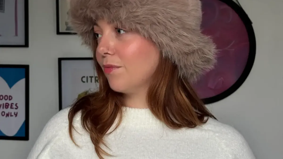 Chapeaux