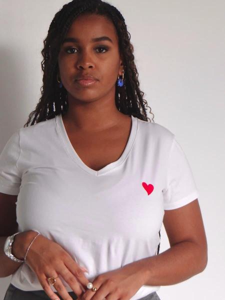 Charlie tee shirt blanc avec coeur rouge 1