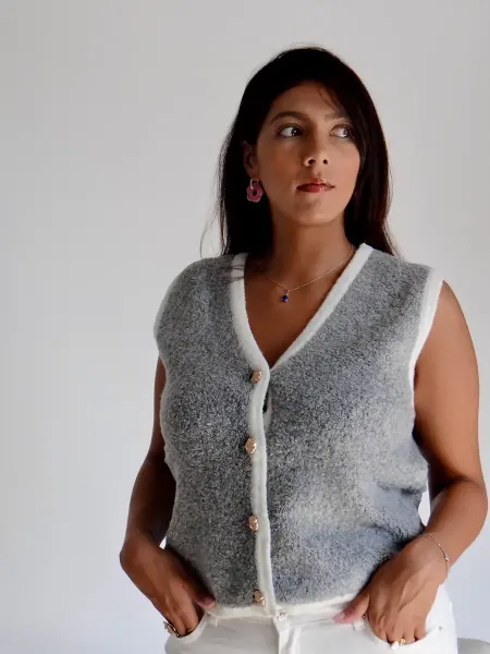 Gilet gris sans manches