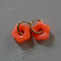 Grosse fleur orange