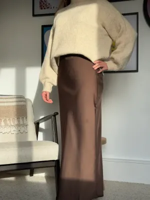 Jupe longue marron satine e profil