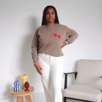 Lena sweat marron motif cerise et ecriture entiere