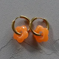 Petite fleur orange