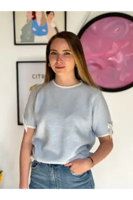 Pull bleu