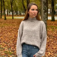 Pull taupe face