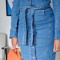 Robe jean de tail